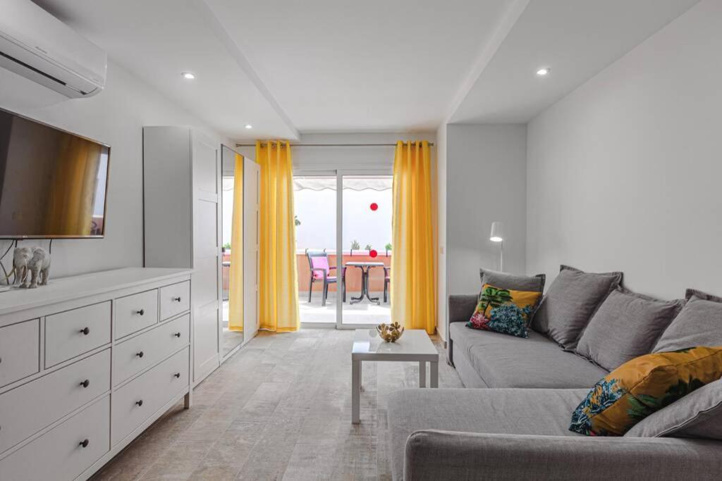 Tenerife Royal Gardens One Bedroom Apartment Playa de las Americas  Exterior foto